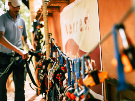 Terres d'Amanar tyroliennes passerelle pont marrakech Marrakech