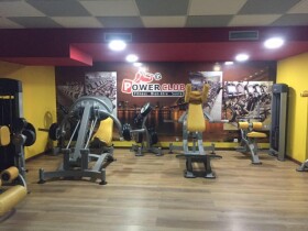 Power Club à Tanger