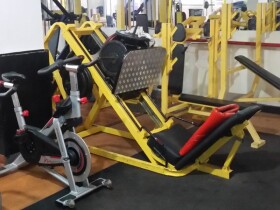 Association Yassine Gym des machines de musculations Agadir